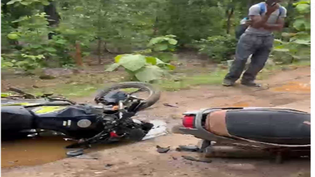 तेज रफ्तार का कहर, दो बाइक आपस में भिड़ी, तीन युवकों की गई जान