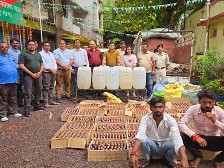 छत्तीसगढ़ में डिप्टी कमिश्नर बने शराब कोचिया:सप्ताहभर घूमकर की नकली शराब की डील, पकड़ी 60 पेटी ‘गोवा’; मोतीलाल साहू चला रहा था धंधा